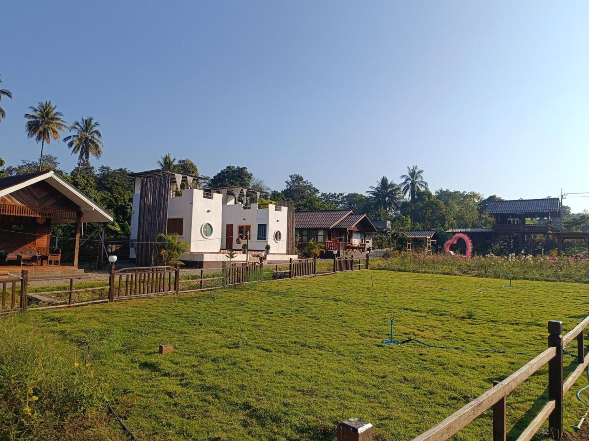 ม่วนใจ๋ปันสุข โฮมสเตย์แอนคาเฟ่ Muanjai Punsuk Homestay And Cafe Csomthong Kültér fotó