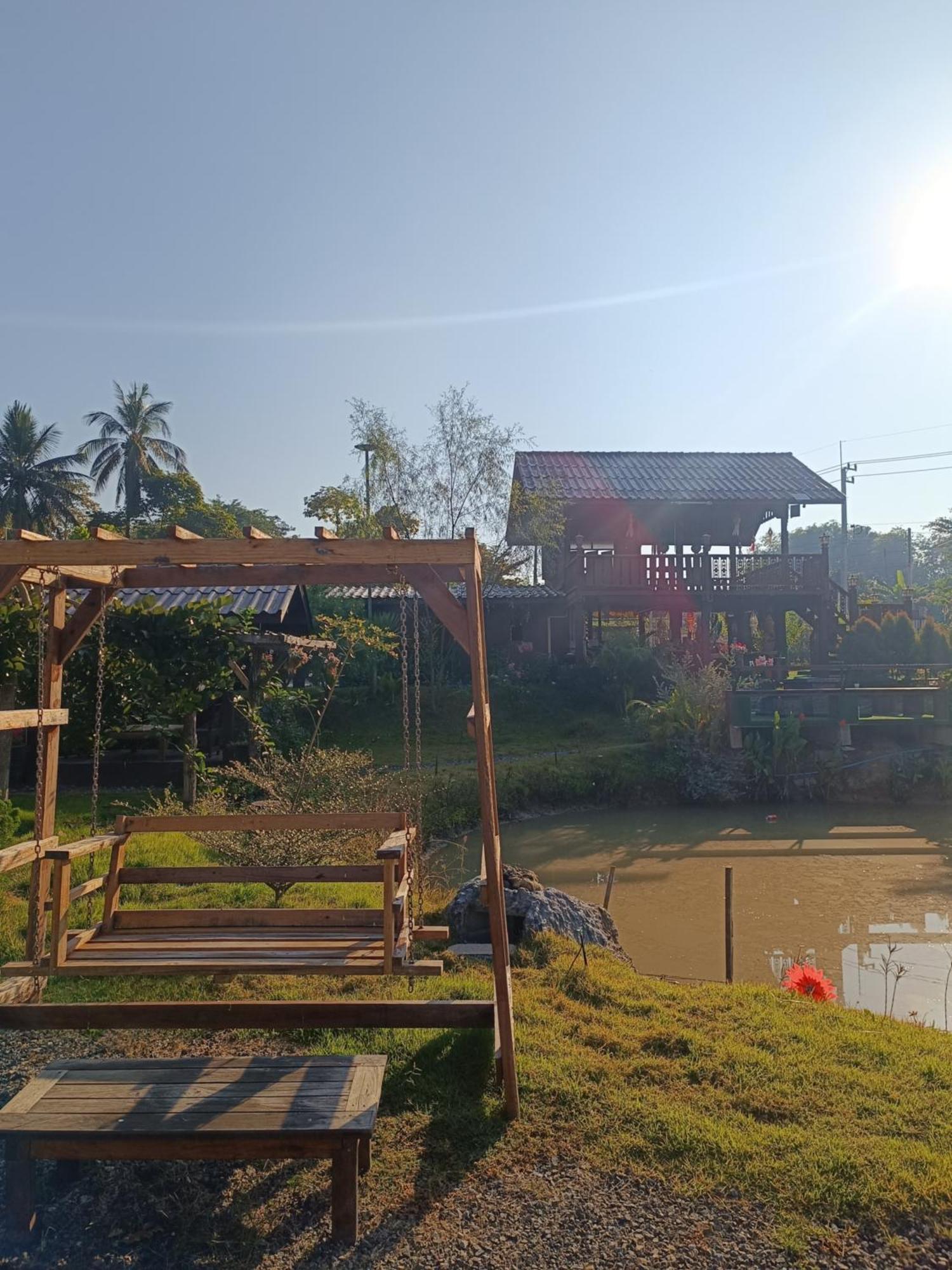 ม่วนใจ๋ปันสุข โฮมสเตย์แอนคาเฟ่ Muanjai Punsuk Homestay And Cafe Csomthong Kültér fotó