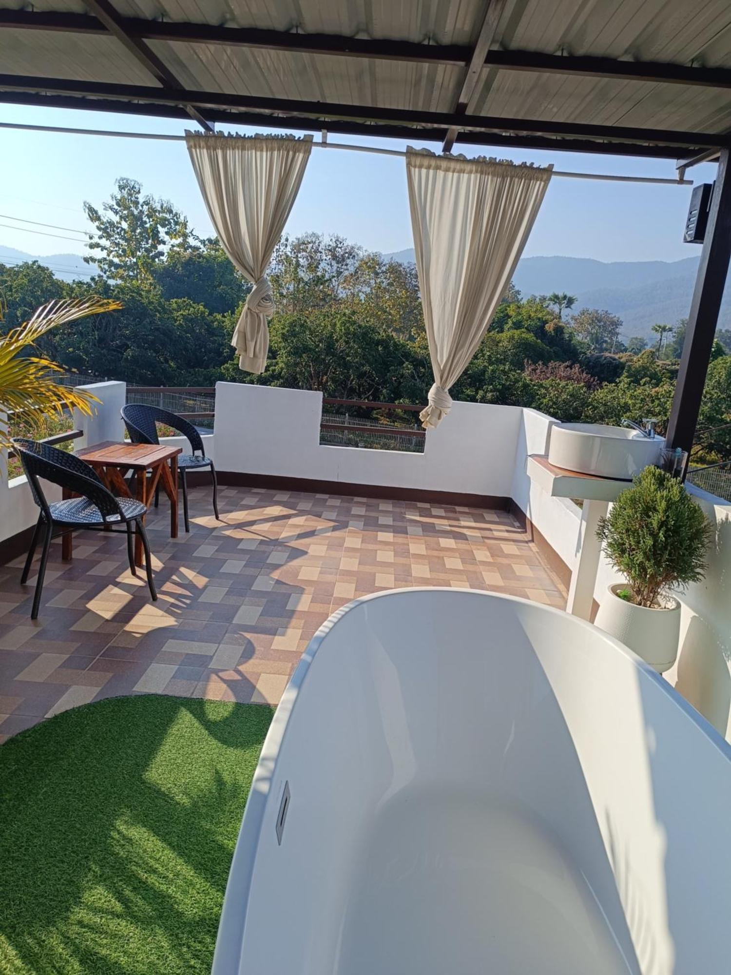 ม่วนใจ๋ปันสุข โฮมสเตย์แอนคาเฟ่ Muanjai Punsuk Homestay And Cafe Csomthong Kültér fotó